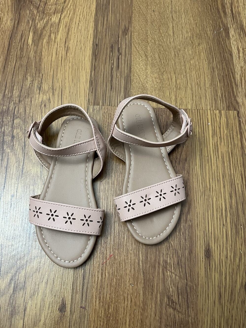 Old Navy Girls Toddlers Blush Pink Sandals Cutout Strap Size 9 Summer